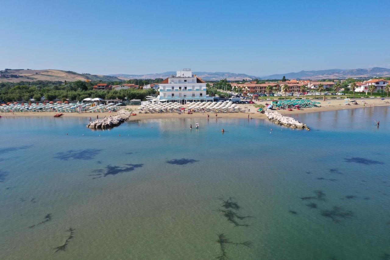 Hotel Strand Marina Di Montenero Exteriér fotografie